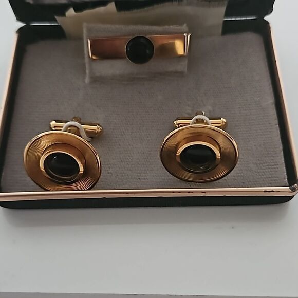 Vintage Men's 1960s Gold Plated Cufflinks & Tie Pin Black - Picture 5 of 16